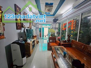 Nhà Chính Chủ Cần Bán Gấp ► Chỉ 4tỷ7 TL cho khách thiện chí mua để ở tại quận 12, TP HCM - 2