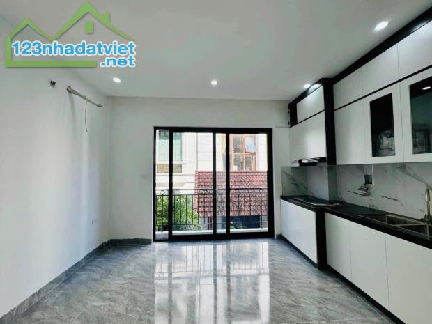 Nhà đẹp Tây Hồ 5 tầng thang máy - Ngõ to - Mặt tiền 4.5M. - 1