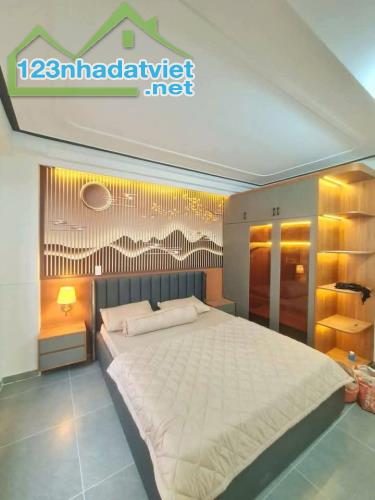 NHÀ 4 TẦNG ĐƯỜNG ĐỨC DIỄN, NGÕ THẲNG TẮP, 4 CHỖ QUA NHÀ, 40m2, 5.5 TỶ. 0987501656 - 2