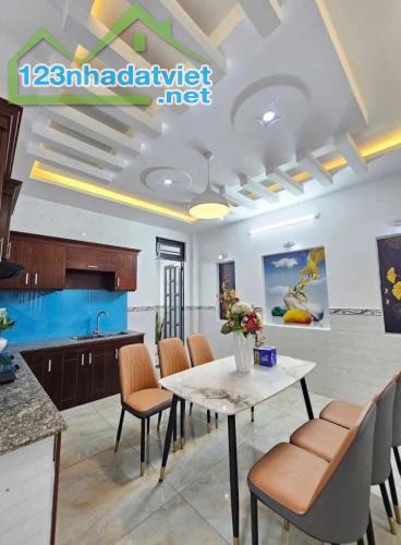 Bán nhà khu phân lô 4 tầng, 65m², 5PN, 5WC, Q.12, chỉ hơn 4 tỷ, sổ đỏ - 2