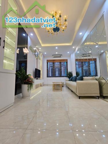 Ngõ Thông Kinh Doanh - 2 Thoáng Trước Sau, phố Chùa Quỳnh - HBT, dt: 49m, mt: 3,6m, 4 tầng - 3