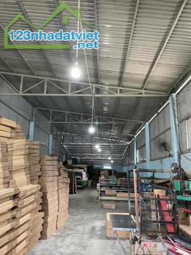 Chủ cần bán xưởng 1/ Võ Văn Bích Củ Chi, 8.15x43m, 350m2, đã có xưởng đang cho thuê,6ty200