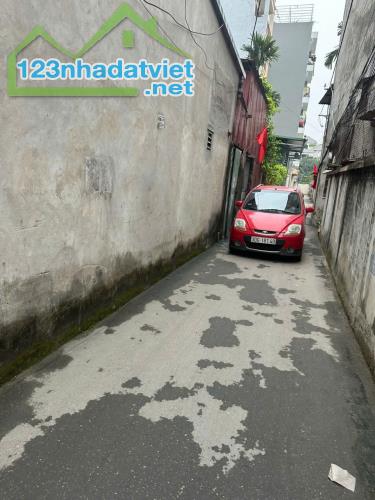 Chưa có căn thứ 2 ở Đại Mỗ- Quang Tiến- 37m2- Ô tô đỗ cổng- Nhỉnh 5 đ - 5