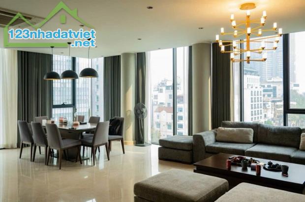 Bán Tòa Kinh Doanh Mặt Phố - Lạc Long Quân - 115m2 x 8T - MT 9.5 - Vỉa hè 5m - Hướng TB - 1