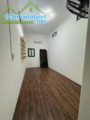 Cho thuê nhà riêng nguyên căn tại Ngõ chợ Khâm Thiên, Đống Đa, Hà N - 1