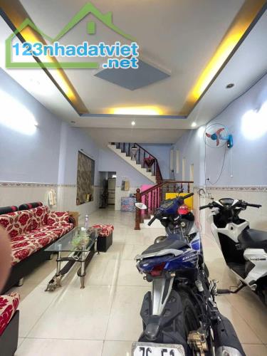 Bán nhà 2 tầng, 48m², 4.29 tỷ, Bình Hưng Hòa, Bình Tân, sổ đỏ - 3