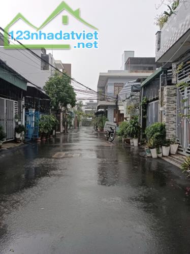♣ Nhà Kiệt 7m, Ô tô quay đầu Ngô Thì Nhậm, gần UBND Quận Liên Chiểu 68m2, 2.5  tầng cứng, - 1