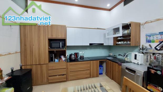 Bán nhà Thiên Lôi, Lê Chân.60m2.Mặt tiền 6m.Vỉa hè.Kinh doanh tốt.Full nội thất.Chỉ 6,9 tỷ - 1