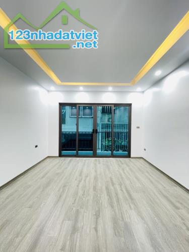 Bán nhà 48m2 Yên Hòa, Cầu Giấy, 30m ra oto, Thang máy, Nội thất xịn, 2 thoáng, Ngõ thông - 1