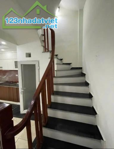 Cho thuê  nhà Phố Khương Trung, Ngã tư sở, 5 tầng, 30m2, 3 ngủ, 13 Triệu - 2