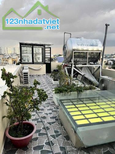 Nhà 5 Tầng Trường Chinh Tân Thới Nhất Quận 12, 4x17, ô tô ngủ trong nhà
