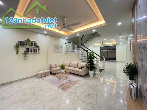 BÁN NHÀ LK VÂN CANH ĐẸP 100M2 - Ô TÔ TRÁNH - VỈA HÈ RỘNG - 2 THOÁNG - NỘI THẤT ĐẸP - 1