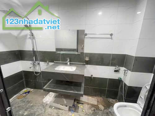 BÁN NHÀ CẦU CỐC, TÂY MỖ - 55M2, 5T, THANG MÁY – FULL 8P Ở, CHO THUÊ – Ô TÔ ĐỖ CỬA HƠN 8 TỶ - 2