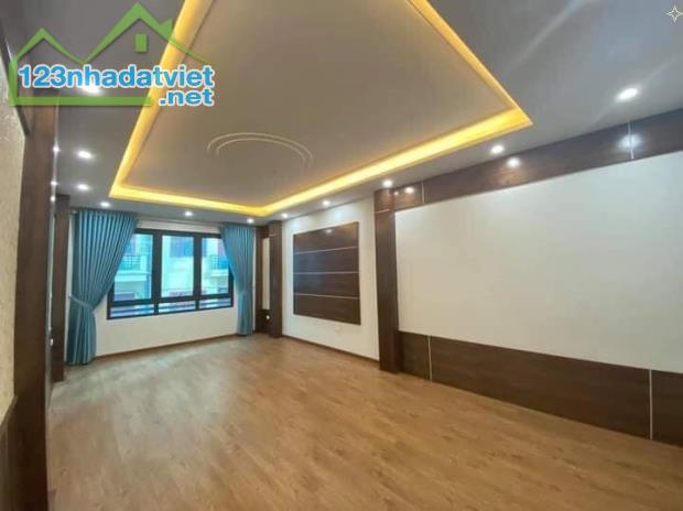 Bán nhà ngõ ôtô kinh doanh 45m², 6 tầng, 4PN, 5WC, Xuân La, Tây Hồ - 11.9 tỷ - 2