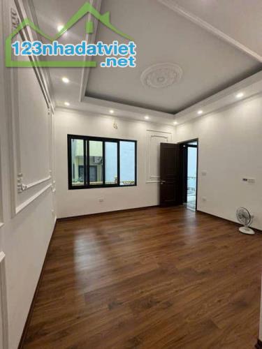 Bán nhà Phường Kim Liên – Đống Đa – 122m2 – MT11m – Gần phố - Cực đẹp – 15 tỷ . - 1