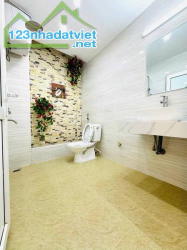 Bán Nhà Phố Nguyễn Văn Cừ, Long Biên 42m2 5 Tầng Gara, Ngõ Thông Kinh Doanh Nhỉnh 10 Tỷ - 2