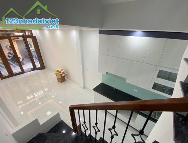 Nhà đẹp lung linh Quang Tiến 35M x 5T, 5,7 tỷ, Nở hậu, KD đỉnh - 2