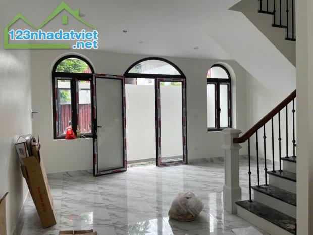 BÁN NHÀ MỚI TÂY HỒ, 4 CHỖ ĐỖ CỬA, DIỆN TÍCH RỘNG 78m2, giá 3,9 tỷ