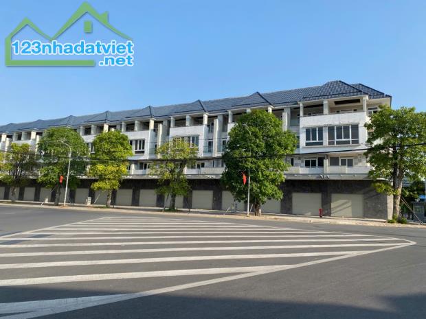 Bán căn shophouse mặt tiền khu biệt thự Văn Hoa Villas, đường Nguyễn Văn Hoa, 20 tỷ - 3