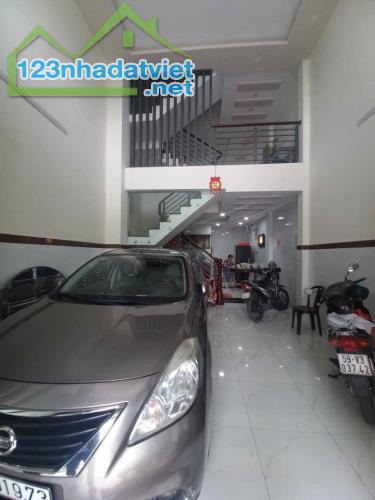 BÁN GẤP NHÀ HOÀNG VĂN THÁI, THANH XUÂN 4T, 64m2, MT 4.1m, Chỉ 10.8 Tỷ. LH: 0962 630 109