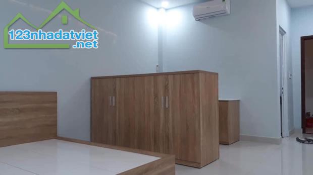 Bán nhà 566/ Nguyễn Thái Sơn, P.5, Gò Vấp: 4 (NH: 5,5m) x 15, giá 8,8 tỷ - 2