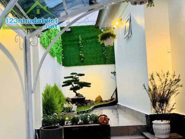 BÁN VILLA GẦN KHU DU LỊCH THUNG LŨNG TÌNH YÊU PHƯỜNG 8 TP ĐÀ LẠT SỔ HỒNG RIÊNG - 1