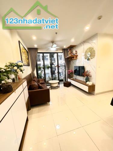 CHÍNH CHỦ Cho Thuê Gấp Căn 3 Phòng Ngủ Full Đồ  Tại VinhomeSmartcity, Phân khu S202 Tầng - 1