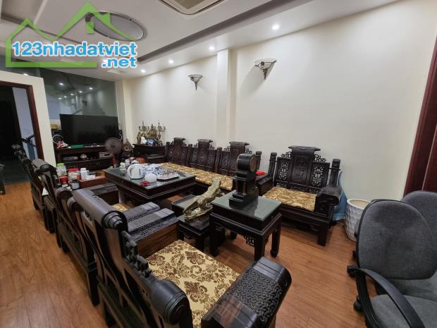 BÁN NHÀ LÔ GÓC- DÂN XÂY- PHỐ YÊN HOÀ - MÁI THÁI- 65M, MT: 7.3M, 4T, HƠN 13 TỶ - 2