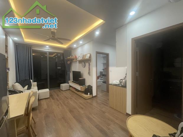 Cho thuê CC Geleximco, 12 triệu, 62m2, 2PN ở Giáp Bát, Hoàng Mai, HN 0911122316