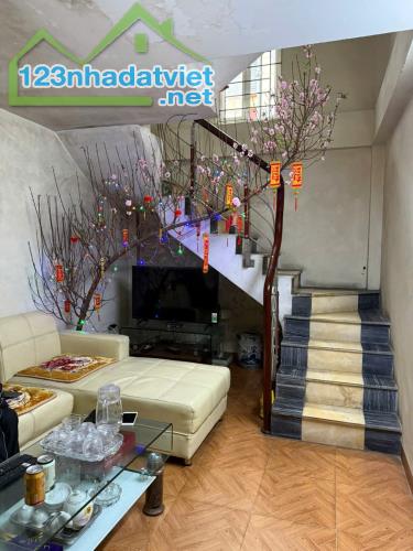 BÁN NHÀ 5 TẦNG NGÕ Ô TÔ ĐỖ CỬA VÕ CHÍ CÔNG 36M2, 4 NGỦ ĐỦ CÔNG NĂNG HƠN 6 TỶ