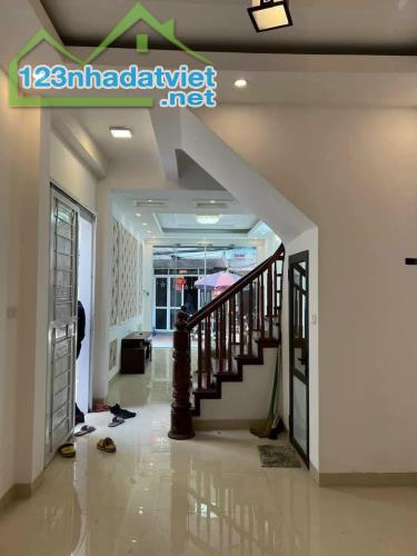 BÁN NHÀ : BÙI XƯƠNG TRẠCH -THANH XUÂN.    +DT: 46m2 x 4t x 3.6m.m - 3