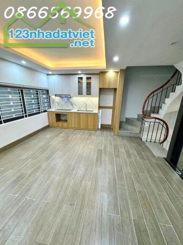 NHÀ ĐẸP 35M x 7T, THANG MÁY, Ô TÔ ĐỖ CỬA, FULL NỘI THẤT, PHỐ THÁI HÀ, ĐỐNG ĐA, 11.6 TỶ - 1