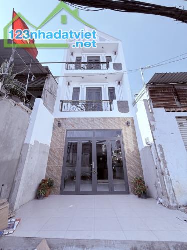 NHÀ MỚI Ở NGAI, 3 tầng, 54m2, Hiệp Thành 45, Q12, chỉ 4.89 tỷ..