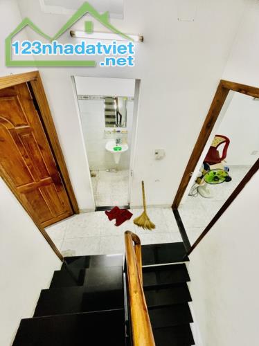 CỰC HIẾM! Nhà 3 tầng, hẻm ô tô thông, 54m2, Tân Thới Hiệp 20, Q12, chỉ 4,85 tỷ. - 3