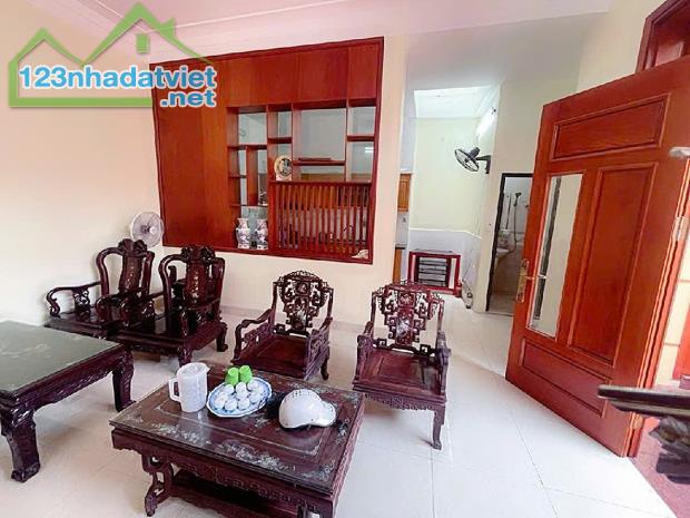 Biệt thự Phúc Lợi - 5 ngủ - 73m - Ô tô đỗ - Ông bà ở cực thích - Chỉ 7 tỷ nhỏ - 4