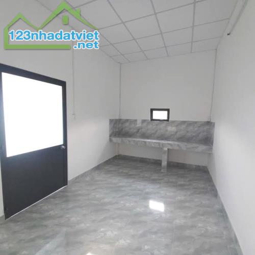 Chính Chủ gửi bán Nhà Vườn 700m2 shr giá 1,8 tỷ gần bình chánh - 5