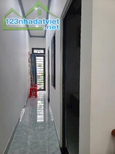 NHÀ BÁN QUANG TRUNG GV - GẦN CHỢ ĐÊM HẠNH THÔNG TÂY & CV LÀNG HOA - HXH VÀO NHÀ - DT 60M² - 3