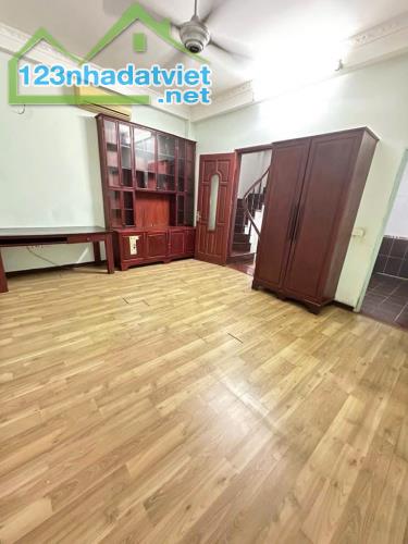 ĐẸP ! NHÀ MẶT NGÕ THÔNG PHỐ NGUYỄN HOÀNG, 25m RA Ô TÔ - 8 TỶ HƠN. - 1