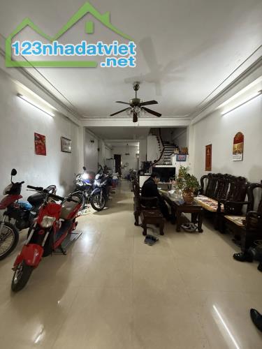 MẶT ĐƯỜNG NGUYỄN KHANG. 100 m2, 4 tầng, mt 5,2m, giá 22 tỷ. BÁN ĐẤT TẶNG NHÀ. Q, CẦU GIẤY. - 3