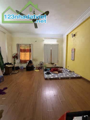 MẶT ĐƯỜNG NGUYỄN KHANG. 100 m2, 4 tầng, mt 5,2m, giá 22 tỷ. BÁN ĐẤT TẶNG NHÀ. Q, CẦU GIẤY. - 1