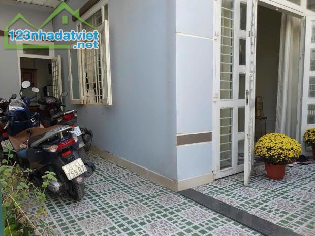 bán nhà q12 tphcm ,1 trệt 3 lầu. 6x11 hẻm xe tải 6m - 1