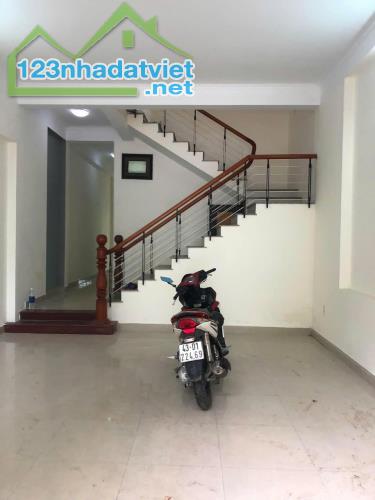 Bán nhà 2 tầng MT đường Nguyễn Phước Thái (đường 7m5) gần chợ Thanh Khê , DT 90m2 giá 5ty3