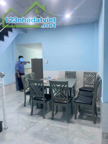 Bán nhà ĐẸP, HẺM XE HƠI 4M, 48.5m2 nở hậu, KHU HIỆN HỮU, Đường Chuyên Dùng 9, Quận 7. - 1