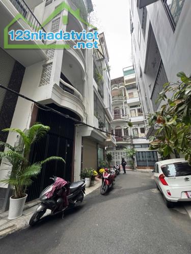 NHƯỢNG NHÀ PHỐ KIM NGƯU - PHÂN LÔ - GARA - THANG MÁY - 60M2 X 6T - SĐCC - 1X TY. - 4