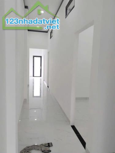Nhà cấp 4 vừa xây xong, 77m2, Tân Phú Trung, SHR, Giá 1 tỷ 030. - 1