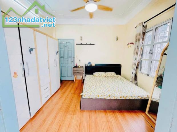 BÁN NHÀ MẶT NGÕ TÂY HỒ - NGÕ BA GÁC PHI - BA BƯỚC CHÂN RA MẶT PHỐ - 2