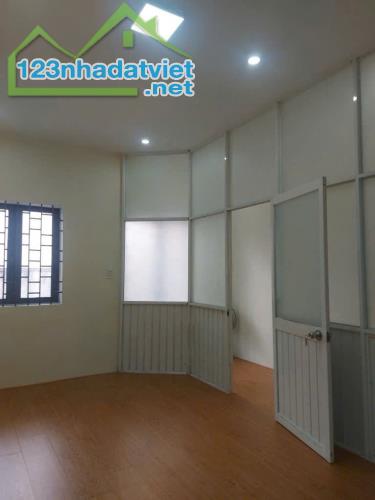 61m2 (4 x 15 nở hậu) - nhỉnh 7 tỷ, 30m ra mặt tiền Trường Sa - 2