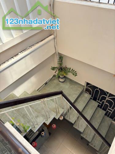 5m ra HXH Huỳnh Văn Bánh - 76m2 (5 x 15 nở hậu) - 8.4tỷ