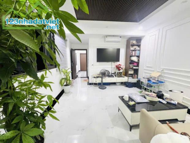 Bán nhà phố Bằng Liệt  Hoàng Mai 71m 6 tầng, mặt tiền 4.15m 16.5 tỷ, full nội thất