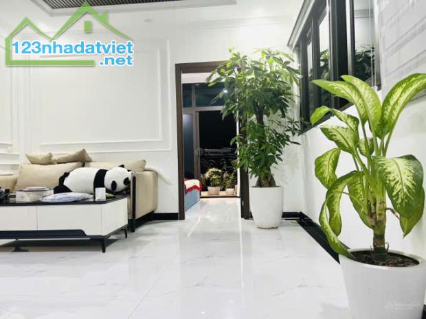 Bán nhà phố Bằng Liệt  Hoàng Mai 71m 6 tầng, mặt tiền 4.15m 16.5 tỷ, full nội thất - 1